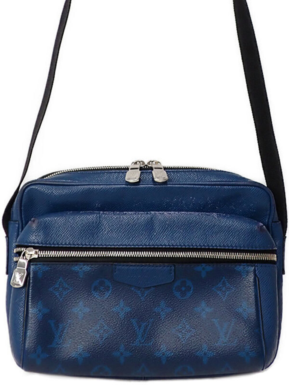 Louis Vuitton Taigarama Outdoor Messenger Shoulder Bag